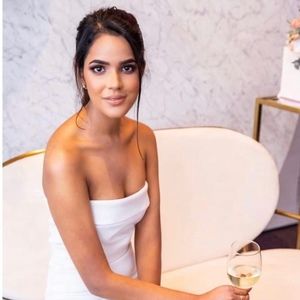 Meet your Posher, Diya